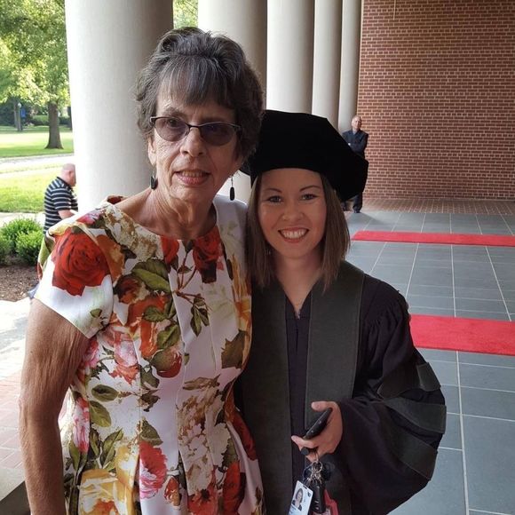 Meet your Posher, Sharon - Picture 1 of 1